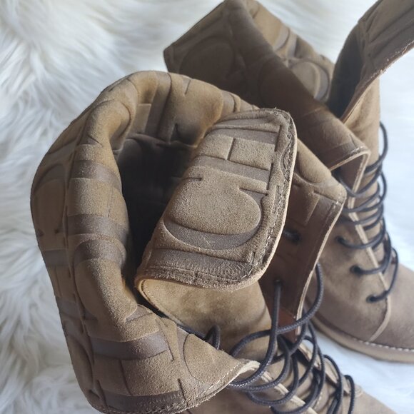 Carolina Herrera Brown Suede Platform Wedge Lace Up Boots SZ 8.5 - Picture 9 of 14